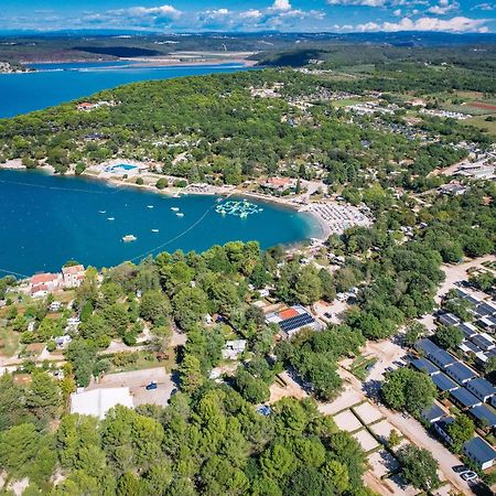 Easyatent Bungalow Tent Lanterna Červar-Porat エクステリア 写真